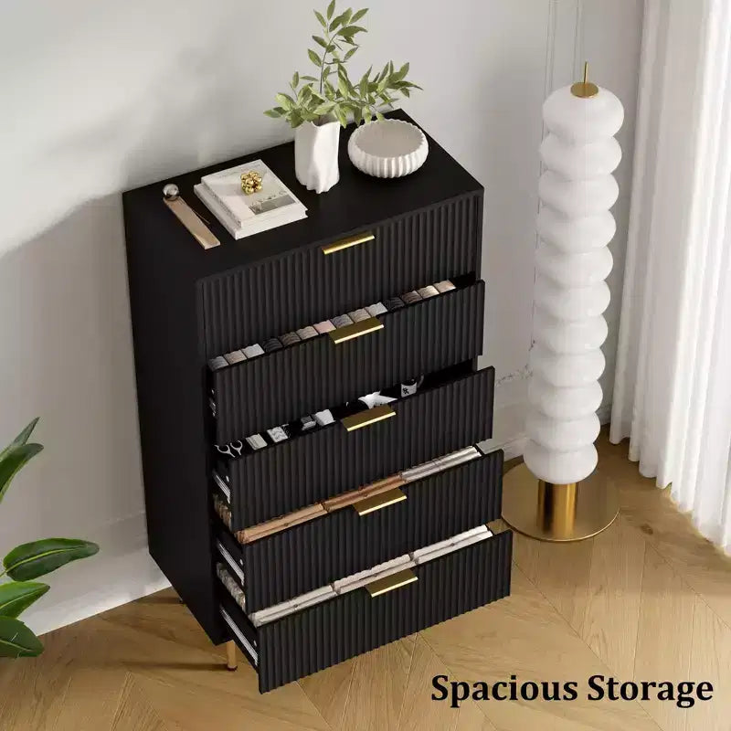 Commode en bois cannelé à 5 tiroirs pour chambre à coucher, commode moderne, grande commode marron avec plateau en faux marbre