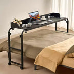Table de Lit, Table de Chevet Mobile avec 4 Roulettes (dont 2 avec Freins) et Prise de Courant, Bureau d'Ordinateur Portable Roulant à Hauteur Réglable, Noir