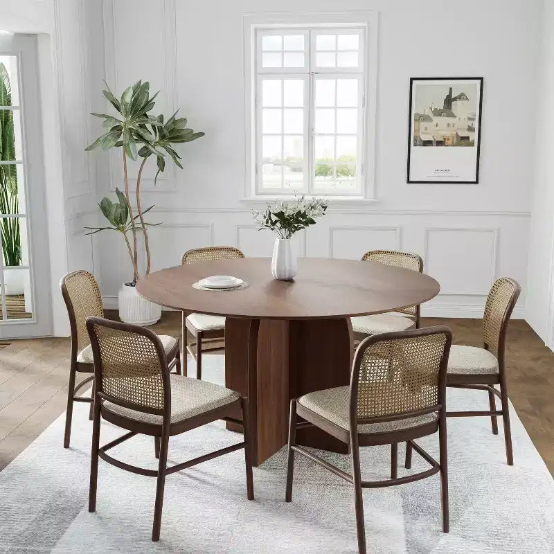 Table à manger ronde en bois massif 52 x 52 avec finition noyer et pieds arqués élégants pour salles à manger et cuisines modernes