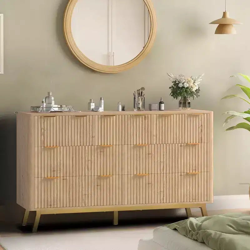 Commode 7 tiroirs, commode cannelée moderne naturelle pour chambre, organisateur de rangement en bois large avec pieds pour salon, entrée