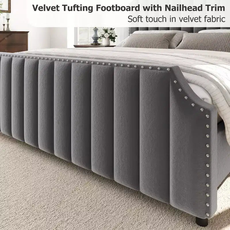 Cadre de lit plateforme California King Size avec tête de lit de 50,2 po de haut, lit tapissé de velours avec tête et pied de lit touffetés à canaux verticaux