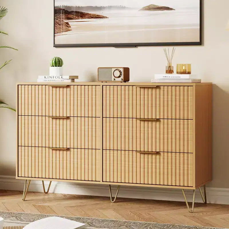 Commode moderne cannelée à 6 tiroirs - Meuble de rangement en bois de 119 cm de large avec poignées métalliques - Armoire de rangement spacieuse et organisateur de placard